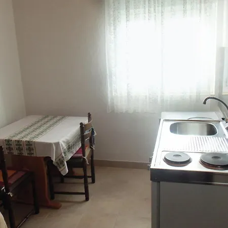 דירה Nemira 6070d *